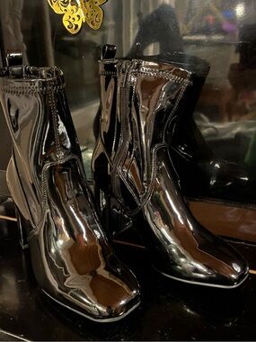 NEW Glossy Wide Black Patent Ankle Boots